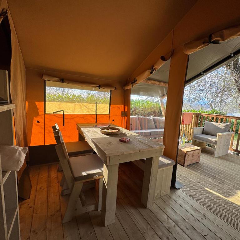 Estivotravel on Camping Cisano San Vito - Tenda - 5