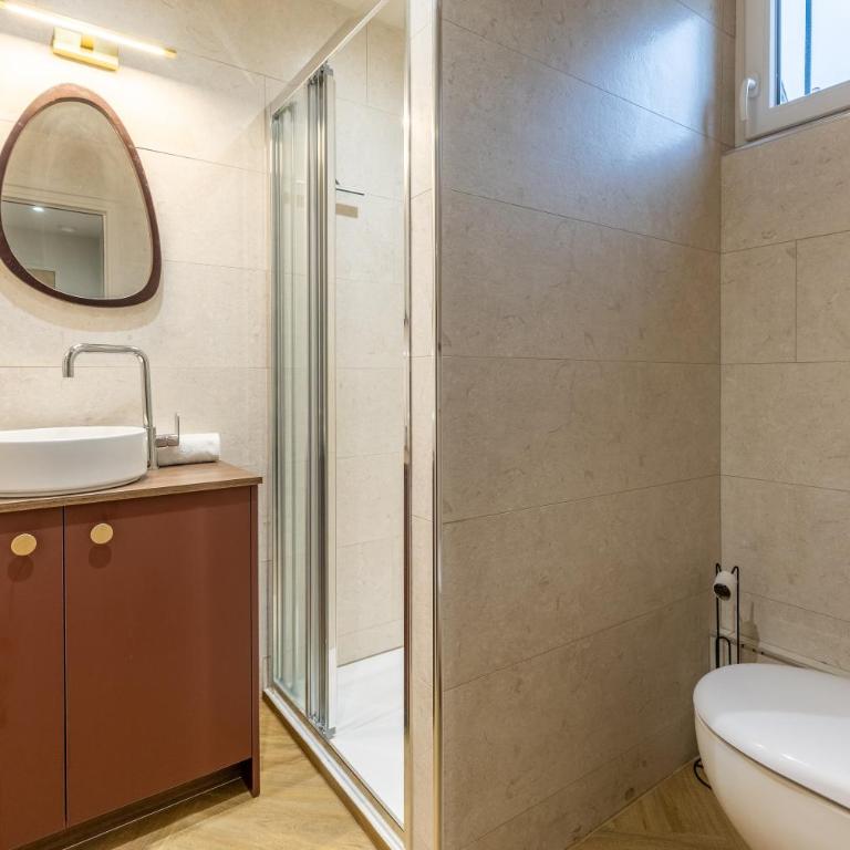 Studio Chic & Spacieux Hyper-Centre Clermont C - Appartement 1 Chambre - 39