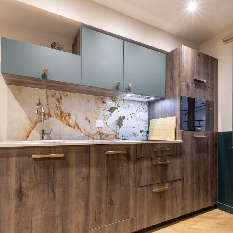 Studio Chic & Spacieux Hyper-Centre Clermont A - Appartement 1 Chambre - 17