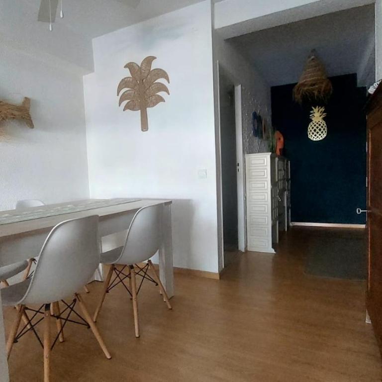 Apartamento familiar primera línea de playa - Apartment with Garden View - 8