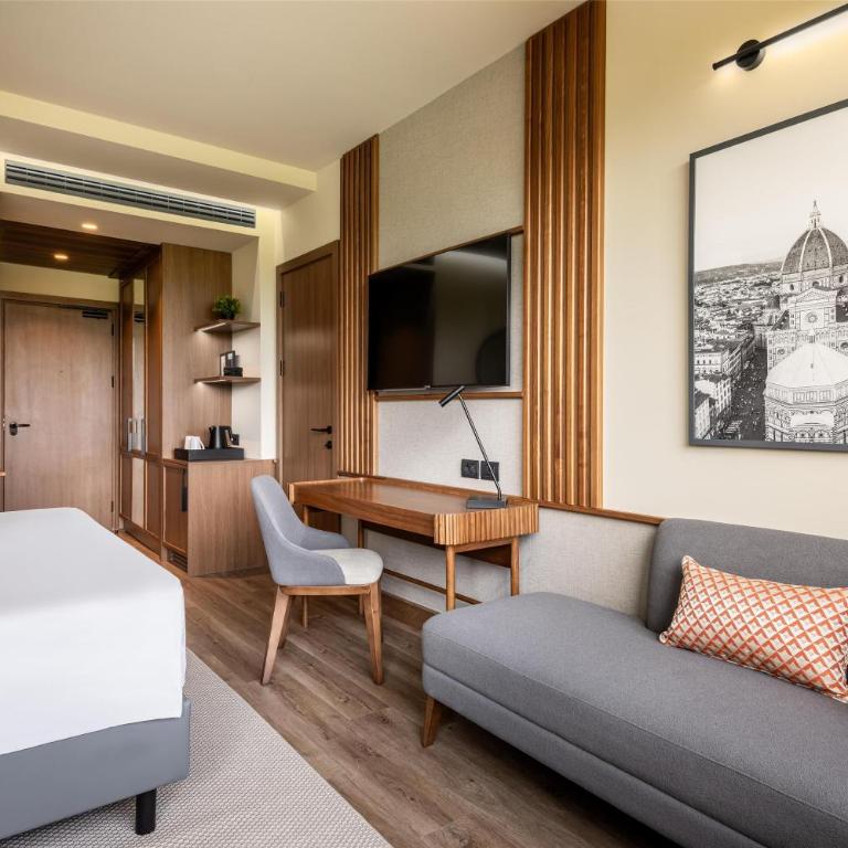 Radisson Blu Hotel, Florence - Superior Room - 4