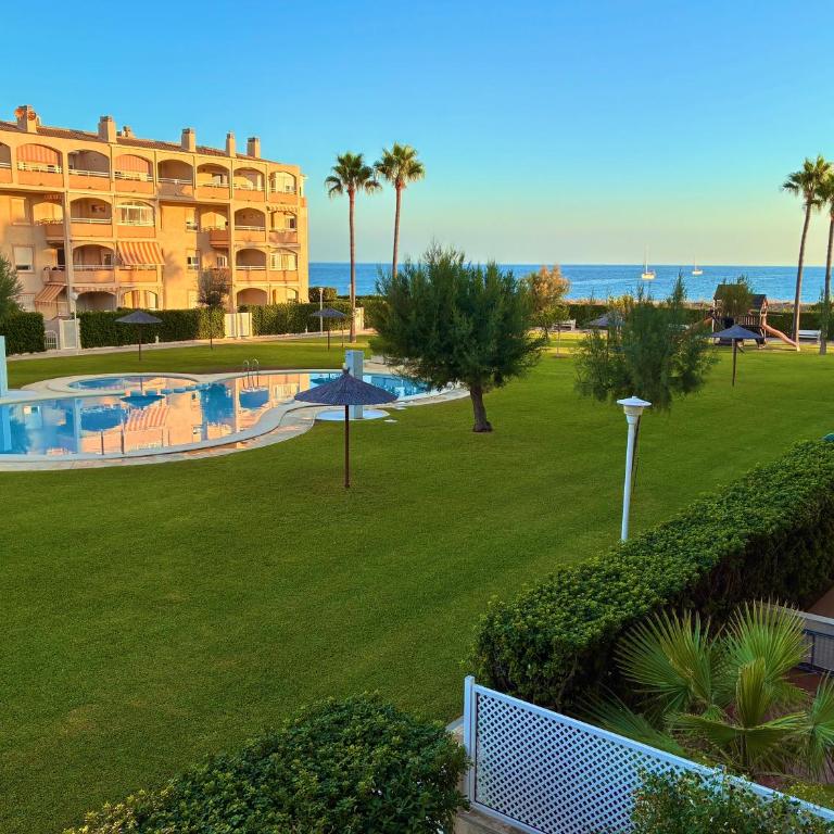 Paradise777 - Apartamento de 2 dormitorios con terraza y vistas al mar - 1