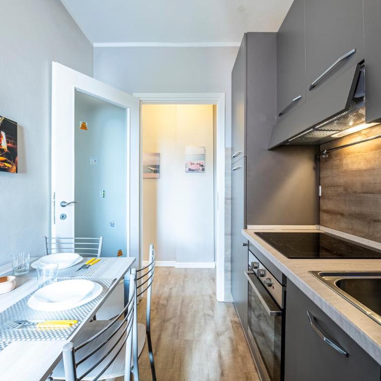 Homiday- Light Flat - Free Parking - One-Bedroom Apartment - 14