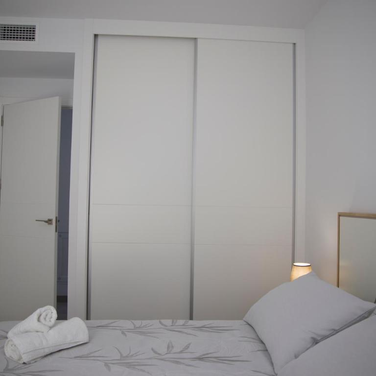 SUNSET CLIFFS 10 poniente BEACH BENIDORM VISTAS AL MAR - Three-Bedroom Apartment with Sea View - 48