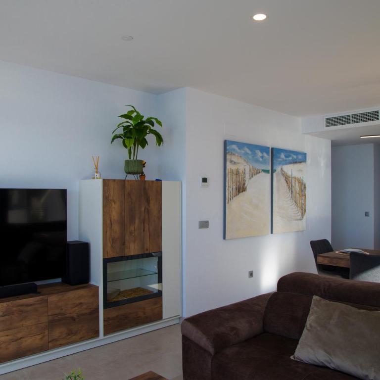 SUNSET CLIFFS 10 poniente BEACH BENIDORM VISTAS AL MAR - Three-Bedroom Apartment with Sea View - 58