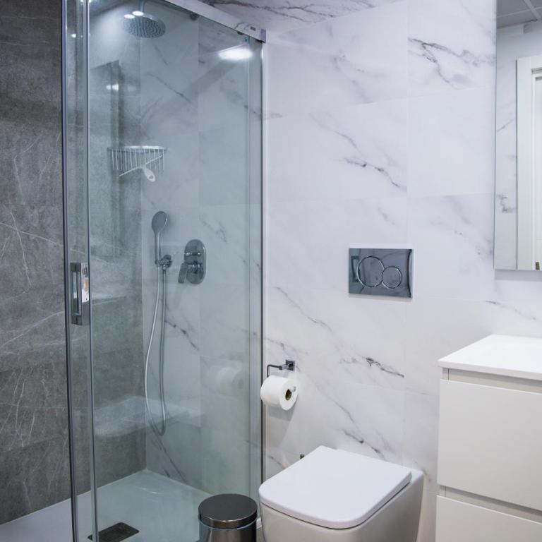 SUNSET CLIFFS 10 poniente BEACH BENIDORM VISTAS AL MAR - Three-Bedroom Apartment with Sea View - 63