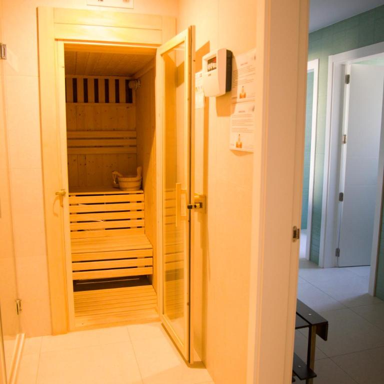 SUNSET CLIFFS 10 poniente BEACH BENIDORM VISTAS AL MAR - Three-Bedroom Apartment with Sea View - 86