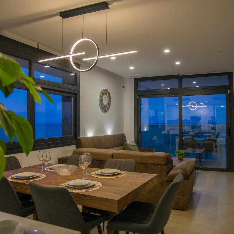 SUNSET CLIFFS 10 poniente BEACH BENIDORM VISTAS AL MAR - Three-Bedroom Apartment with Sea View - 57