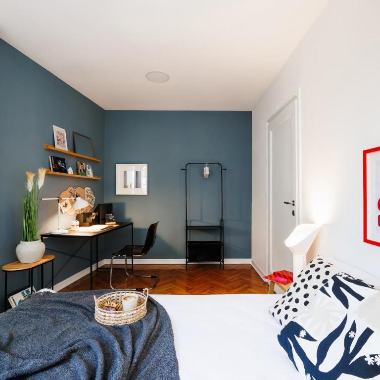 Chill Flow 110m2 with Balcony Old Town Renovated - Four-Bedroom Deluxe Apartment - 43