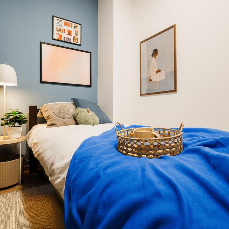 Chill Flow 110m2 with Balcony Old Town Renovated - Four-Bedroom Deluxe Apartment - 15