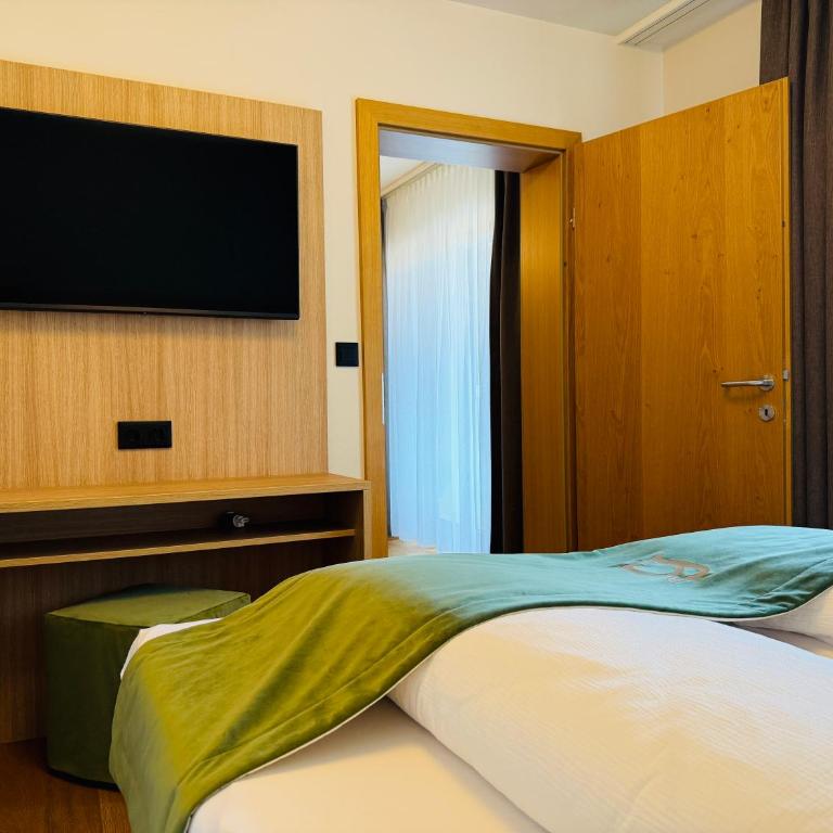 Landgasthof Sagenhaft - Suite mit Balkon - 10