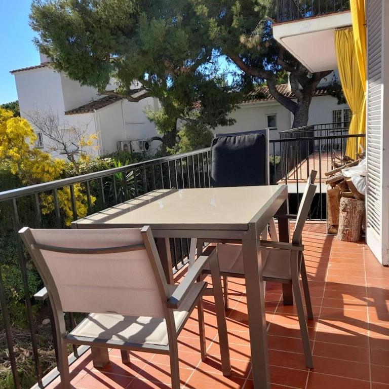 Quiet cozy apartment near beach - Apartamento de 2 dormitorios con terraza - 21