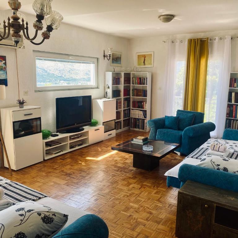 Apartments Maya - Studio with Sea View - 3