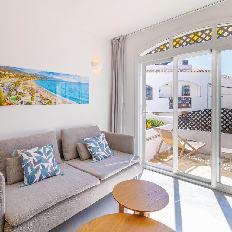 Residencial Verano Azul 21 MENYBER - Apartamento de 2 dormitorios con vistas a la piscina - 13