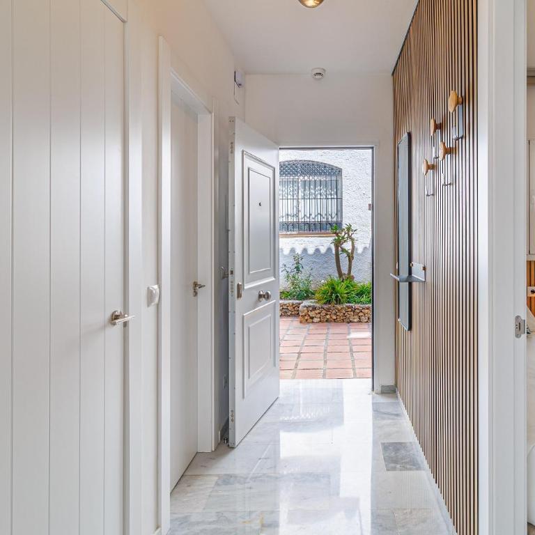 Residencial Verano Azul 21 MENYBER - Apartamento de 2 dormitorios con vistas a la piscina - 22