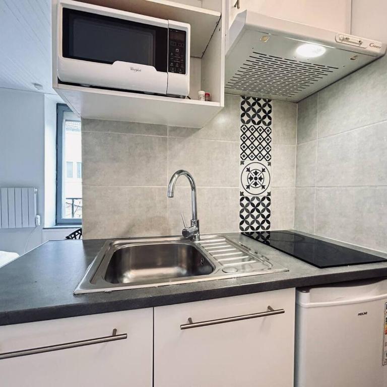 Le cernay, Studio cosy proche centre-ville - Apartamento de 1 dormitorio - 5