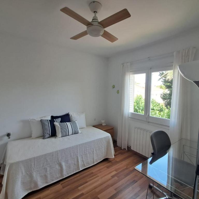 Quiet cozy apartment near beach - Apartamento de 2 dormitorios con terraza - 8