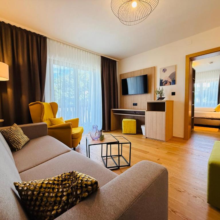 Landgasthof Sagenhaft - Suite mit Balkon - 10