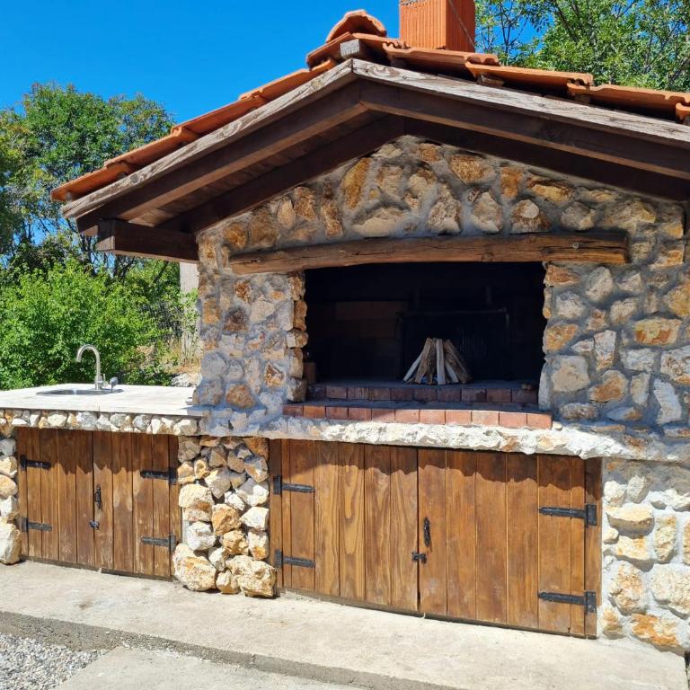 Kamena kuća Goranci - One-Bedroom House - 13