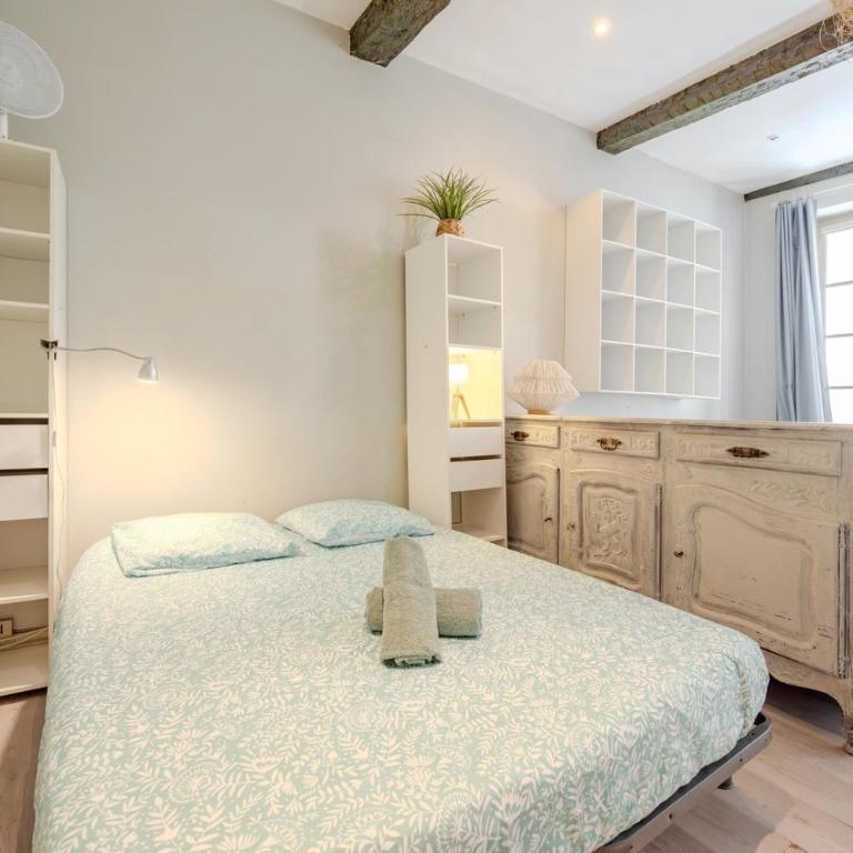 Le Chineur – Studio de caractère, 5 min du Port - Apartment - 11