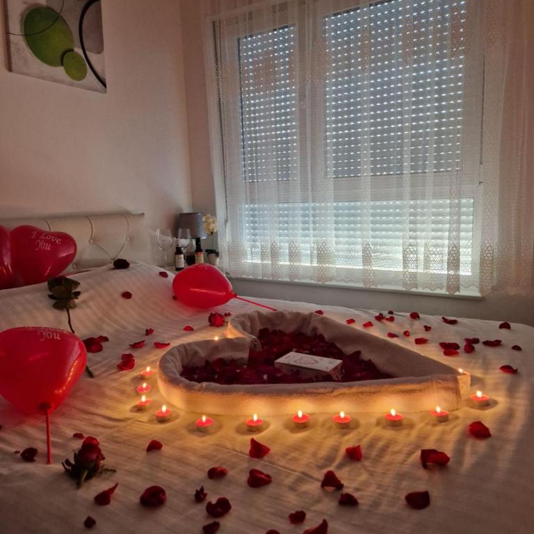 Apartmani Stan na dan 34 - Apartman sa 2 Spavaće Sobe i Balkonom - 6