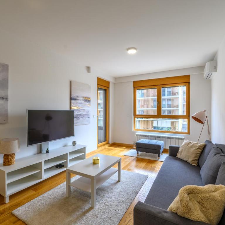 WeSS - One-Bedroom Apartment - 2