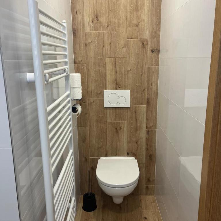 Alpenpension Haslinger - Doppelzimmer mit Balkon (3 Erwachsene) - 4