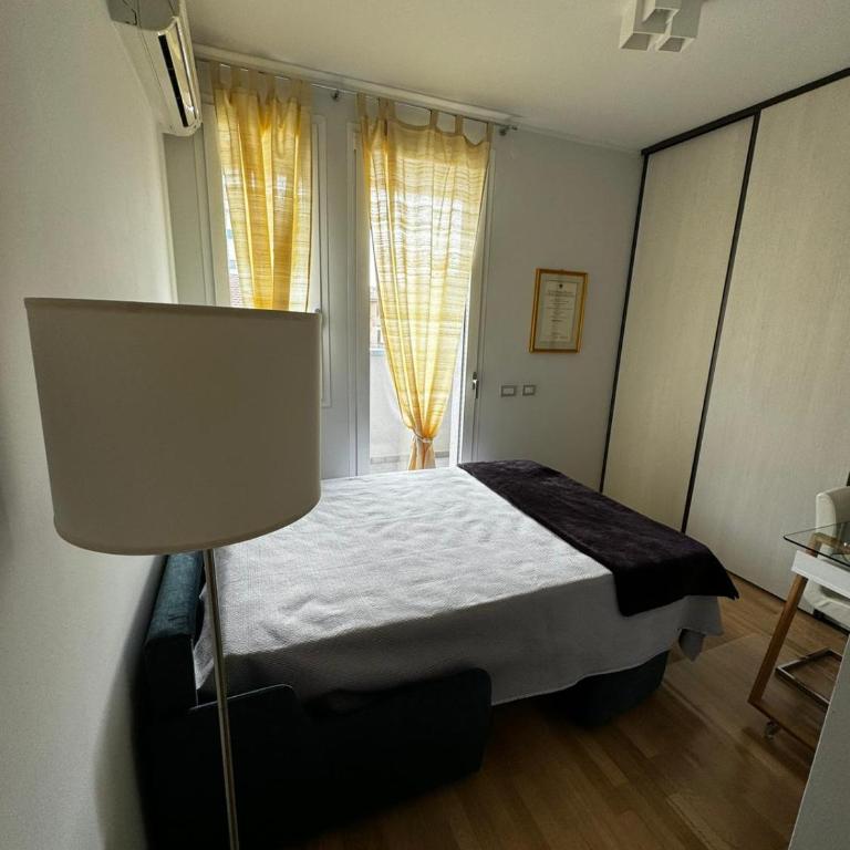 Luxuary flat SACRO CUORE - Appartamento con 2 Camere da Letto e Terrazza - 6