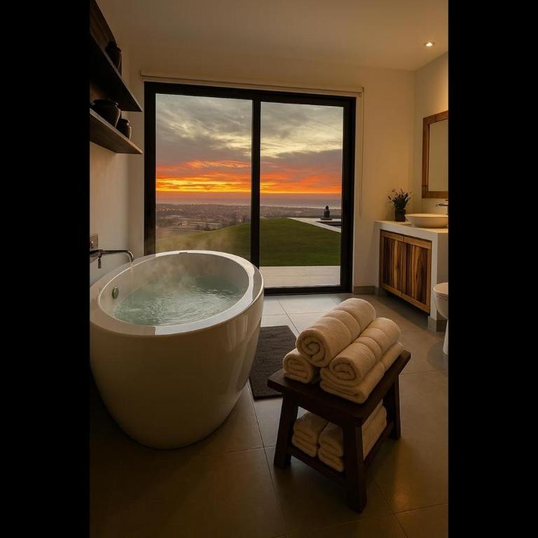 Casa Mirador, Lujo con vista infinita - Four-Bedroom House - 3