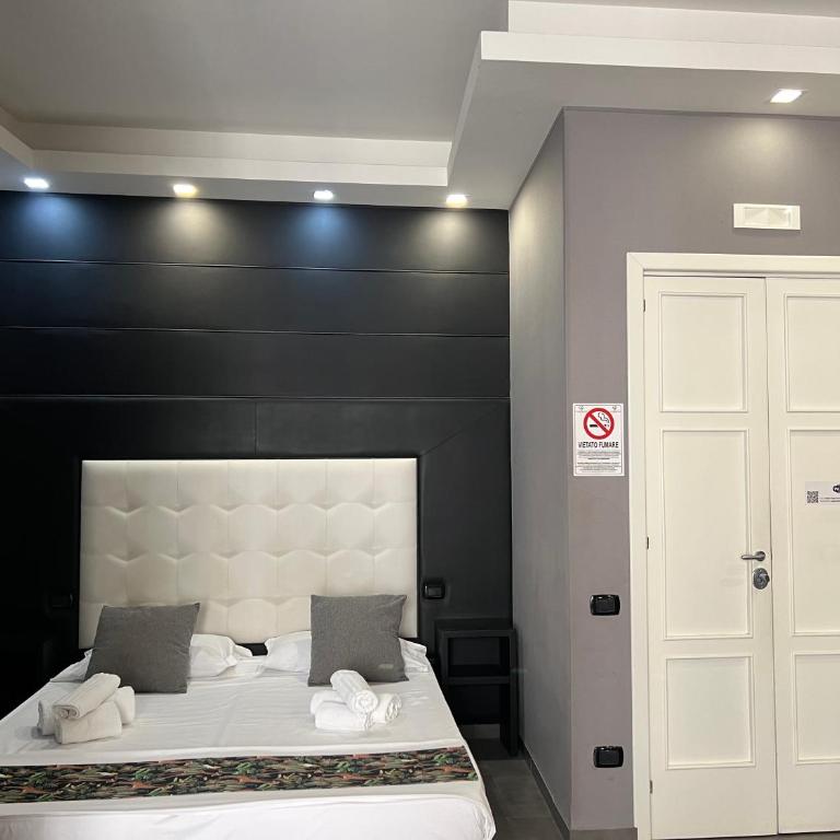 Nereides Guest House - Camera Familiare con Vasca - 3