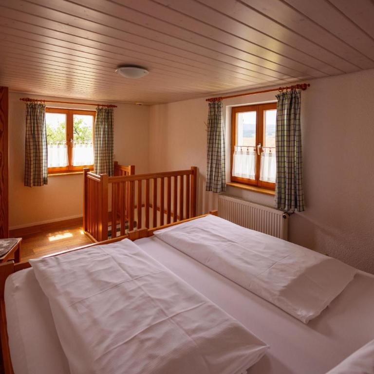 Ferienhof Sinz im Allgäu - Apartment mit 3 Schlafzimmern und Balkon - 3