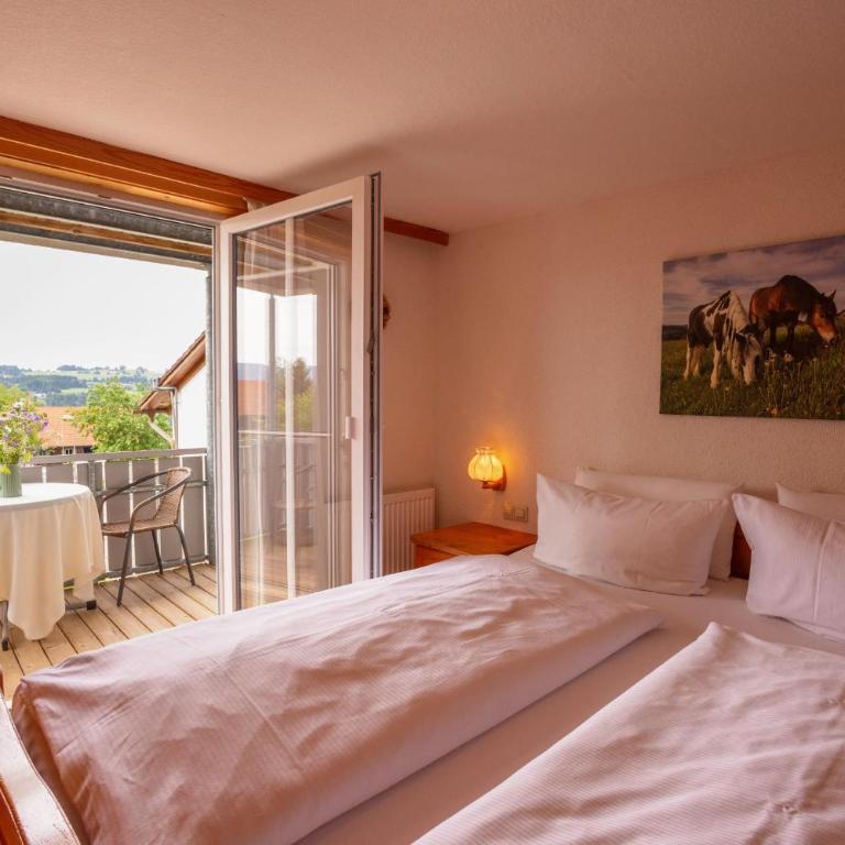 Ferienhof Sinz im Allgäu - Apartment mit 3 Schlafzimmern und Balkon - 4
