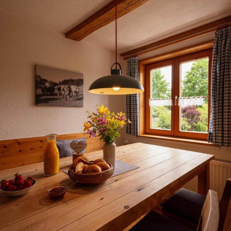 Ferienhof Sinz im Allgäu - Apartment mit 3 Schlafzimmern und Balkon - 10