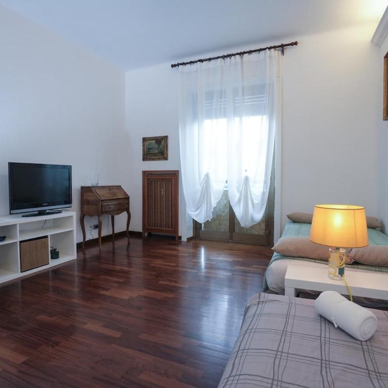 Trilocale fronte parco - 6 persone - Appartamento con 2 Camere da Letto - 16