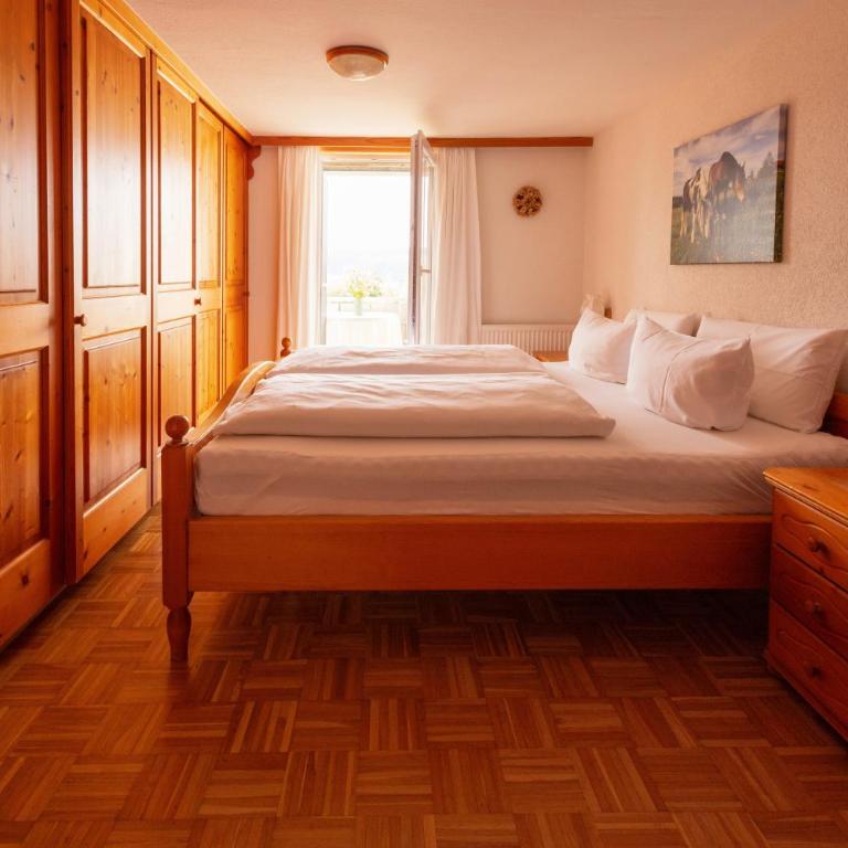 Ferienhof Sinz im Allgäu - Apartment mit 3 Schlafzimmern und Balkon - 2