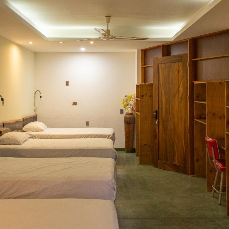 Madre Tierra Hostal - Cama en habitación compartida mixta de 6 camas - 16