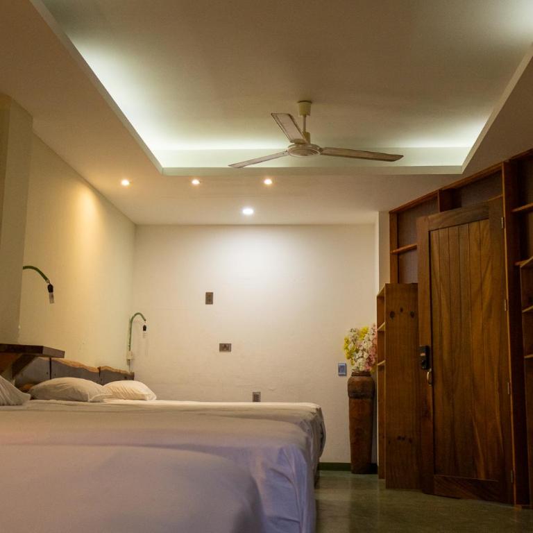Madre Tierra Hostal - Cama en habitación compartida mixta de 6 camas - 15