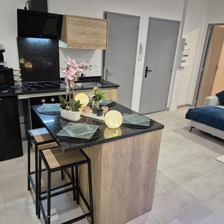 Appartement complet a 2 pas de la Gare-Centre - Appartement 2 Chambres - 8