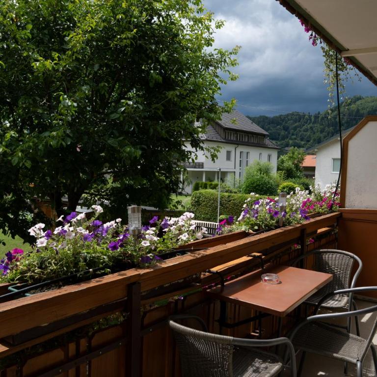 Haus Kärnten - Dreibettzimmer mit Balkon - 6