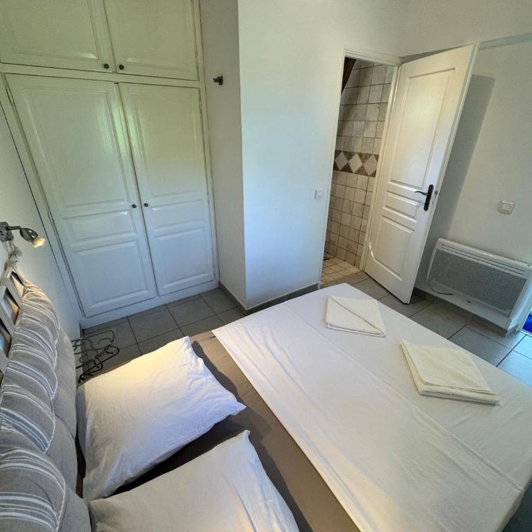 Maisonnette 2 pièces calme climatisée - Appartement 1 Chambre - 4