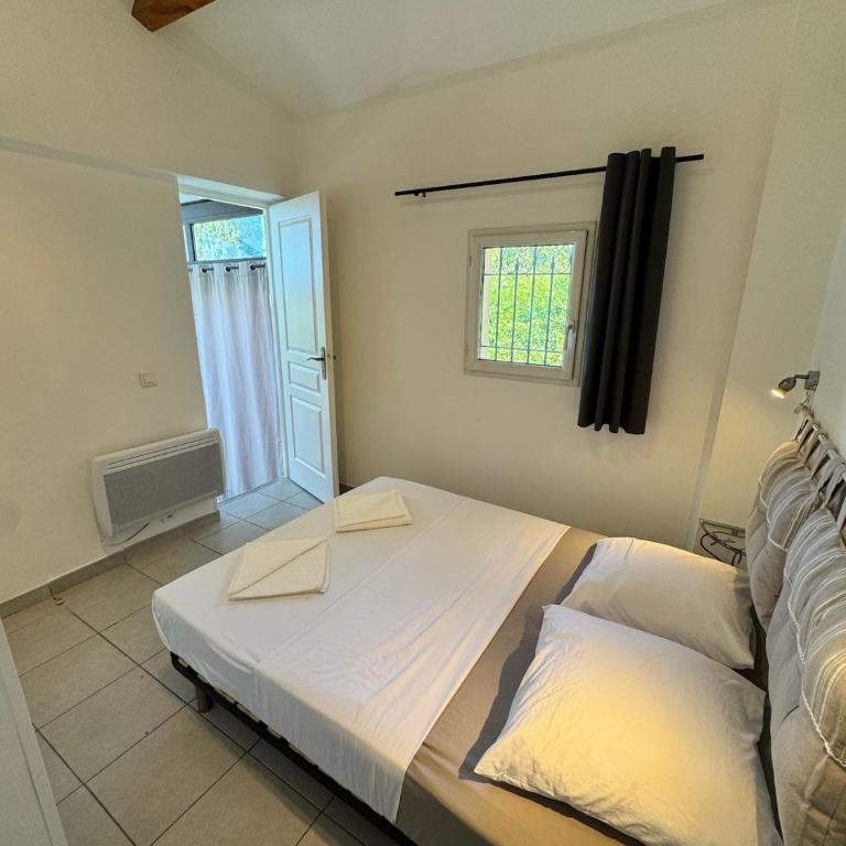 Maisonnette 2 pièces calme climatisée - Appartement 1 Chambre - 5