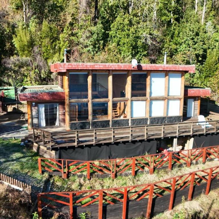 casa en caburgua - Four-Bedroom House - 2