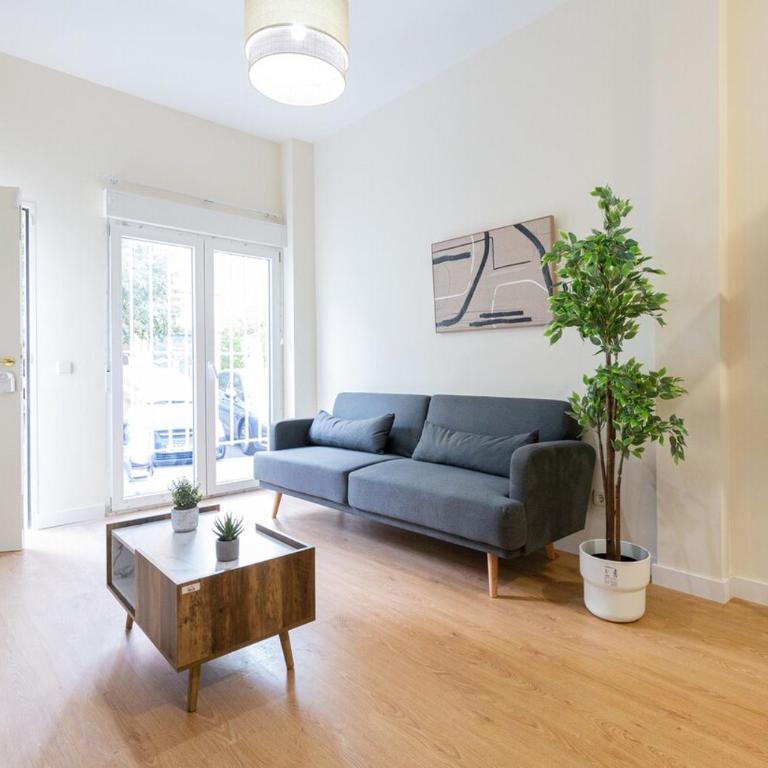 Sarria 24 Bajo by JD Apartment Management - Two-Bedroom Apartment - 1