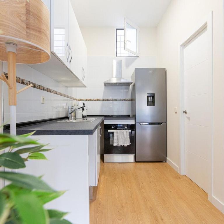 Sarria 24 Bajo by JD Apartment Management - Two-Bedroom Apartment - 8