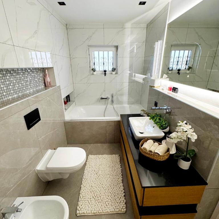 Una-Luxury-suite - Apartman sa 3 Spavaće Sobe - 16
