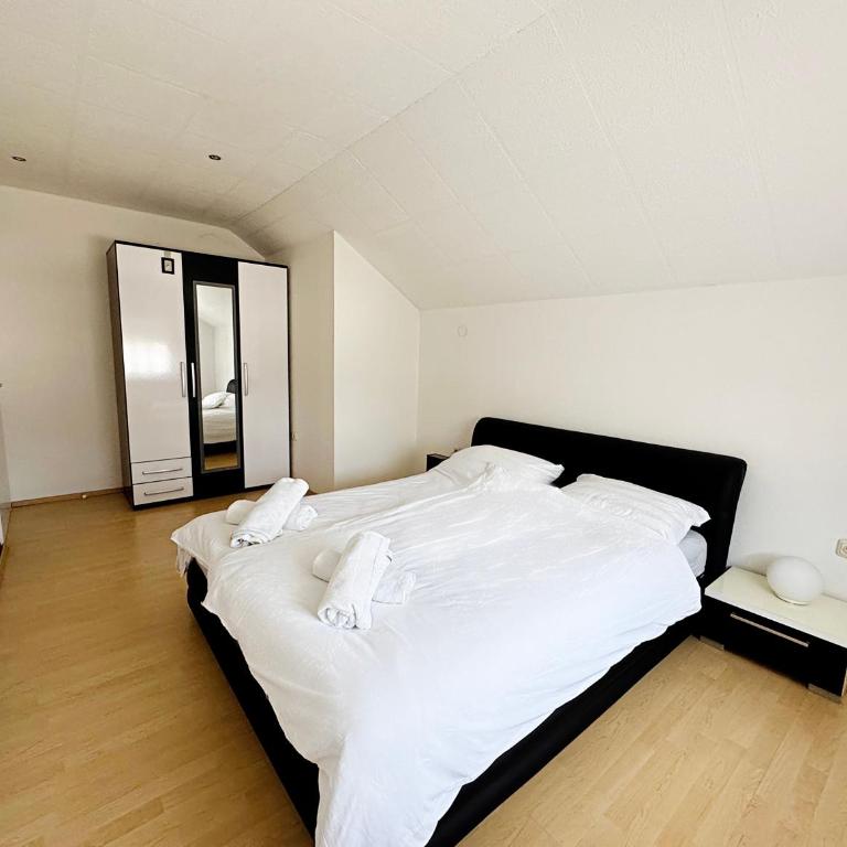 Una-Luxury-suite - Apartman sa 3 Spavaće Sobe - 23
