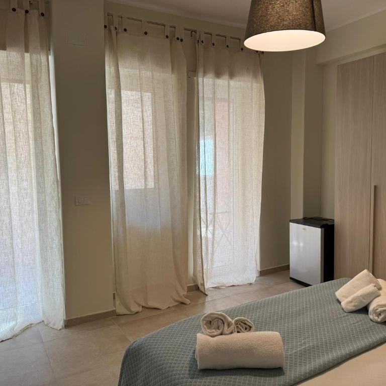 Dimora dei Vespri 1 - Deluxe Double Room with Balcony - 2