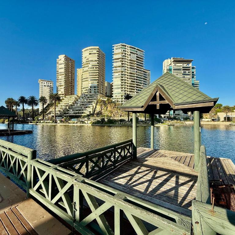 Spacious apartment facing the beach and San Martin - Apartment - 33