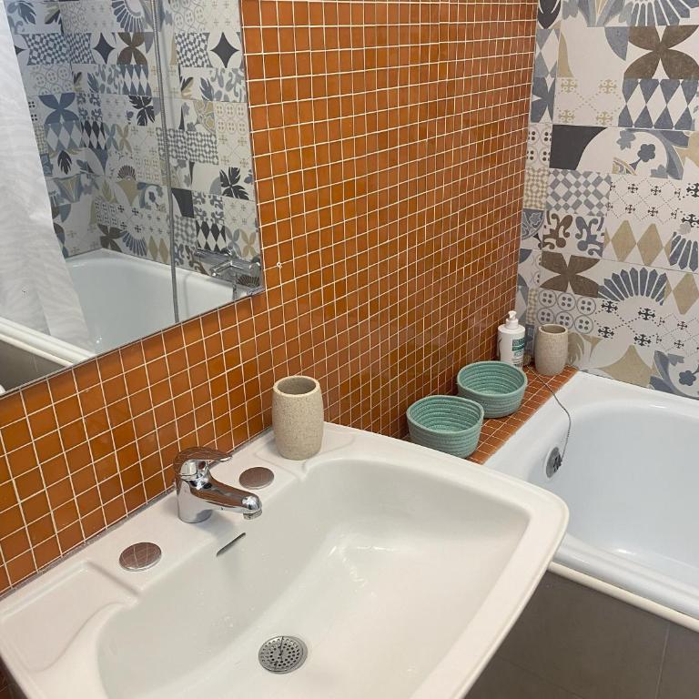 Appartamento Kennedy 26 - Appartamento con 1 Camera da Letto e Balcone - 14