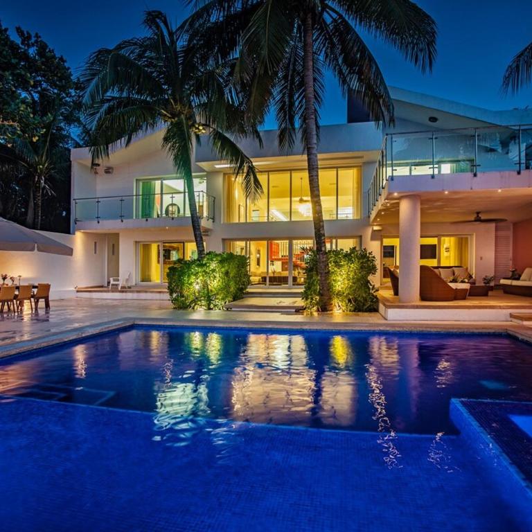 Villa RosMar Luxury Beachfront House - Villa - 1
